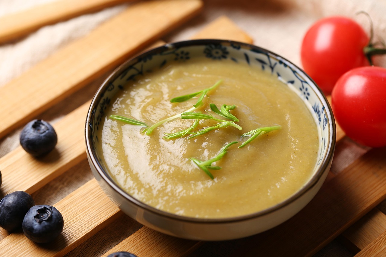 宝宝的第一道美味世界，1岁营养食谱指南