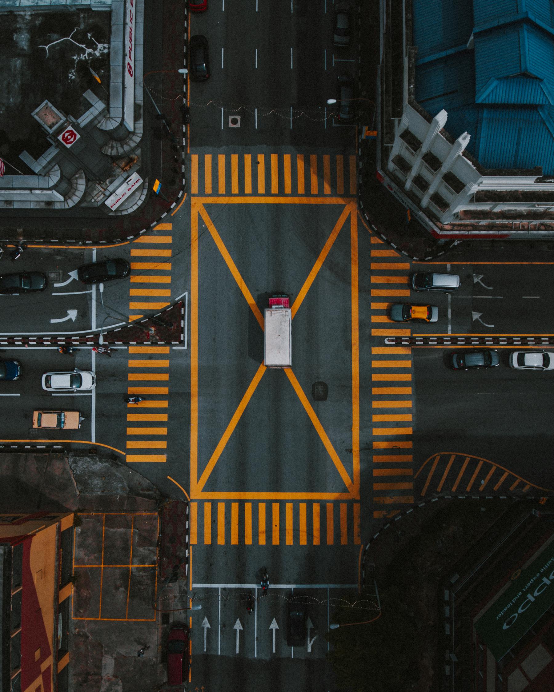 都市快报，在线直播视频回放，捕捉城市脉动